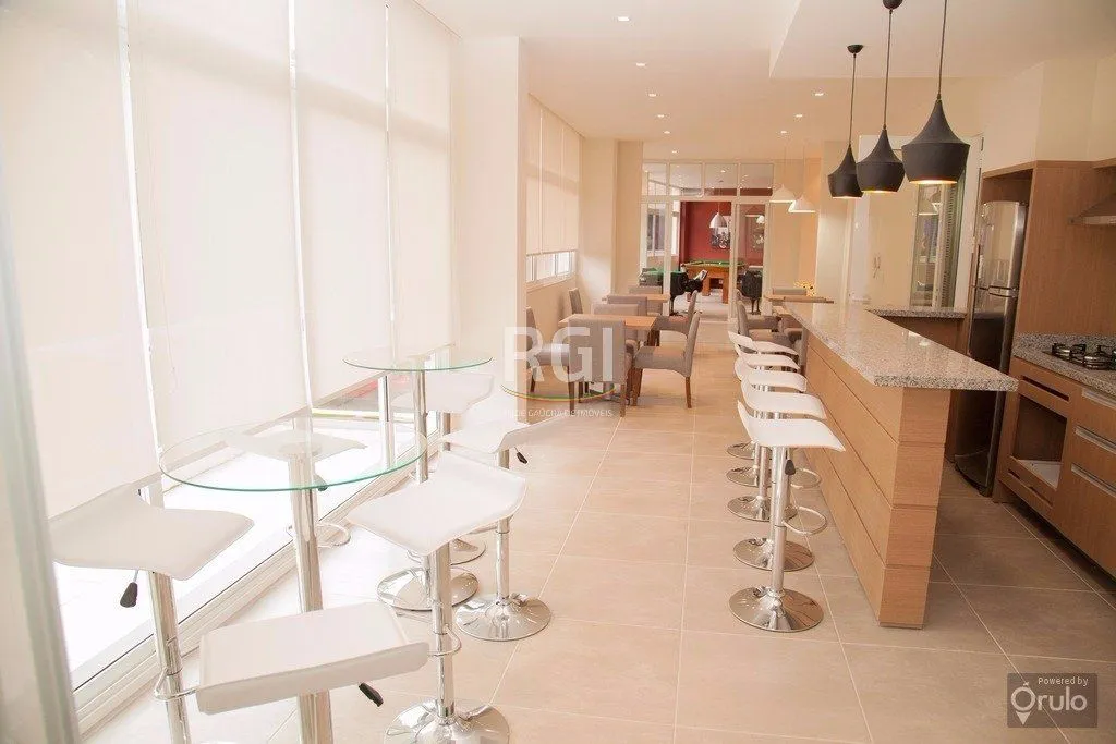 Imagem Apartamento para Venda - 56m², 2 dormitórios, 1 vaga - Azenha