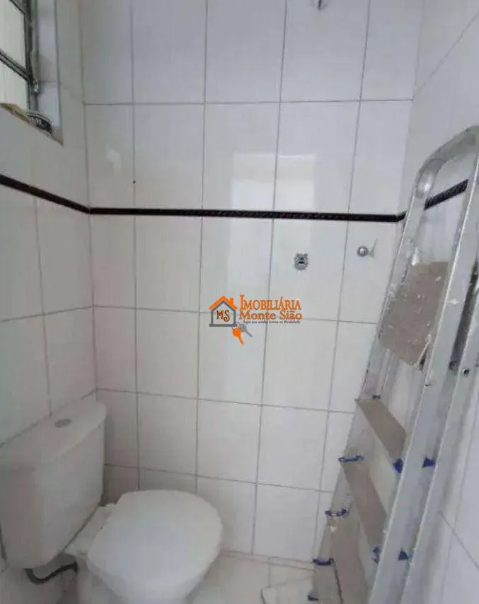 Imagem Casa com 3 dormitórios, 240 m² - venda por R$ 1.272.000 ou aluguel por R$ 8.400/mês - Jardim Bom Clima - Guarulhos/SP
