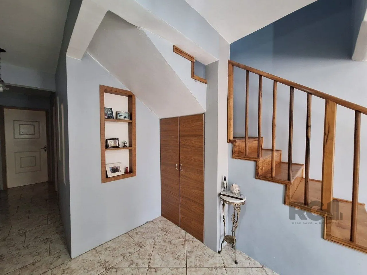 Imagem Casa com 3 dormitórios, suíte, lareira, Jardim Algarve em Alvorada - RS.