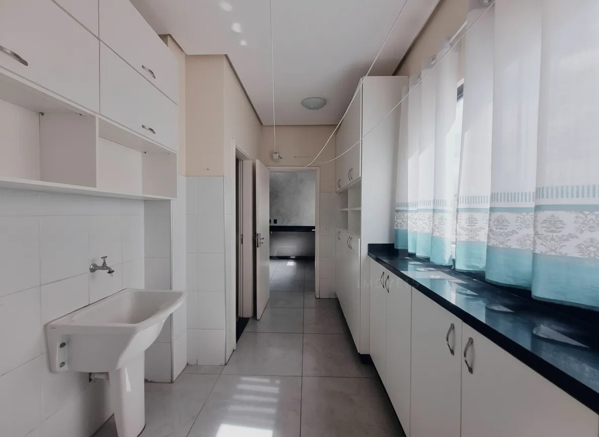 Imagem Apartamento 2 quartos à venda em Centro, Poços de Caldas