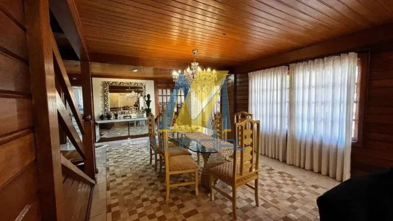 Imagem Casa de Alto Padrão à Venda com 540m² - Espaço, Conforto e Sofisticação