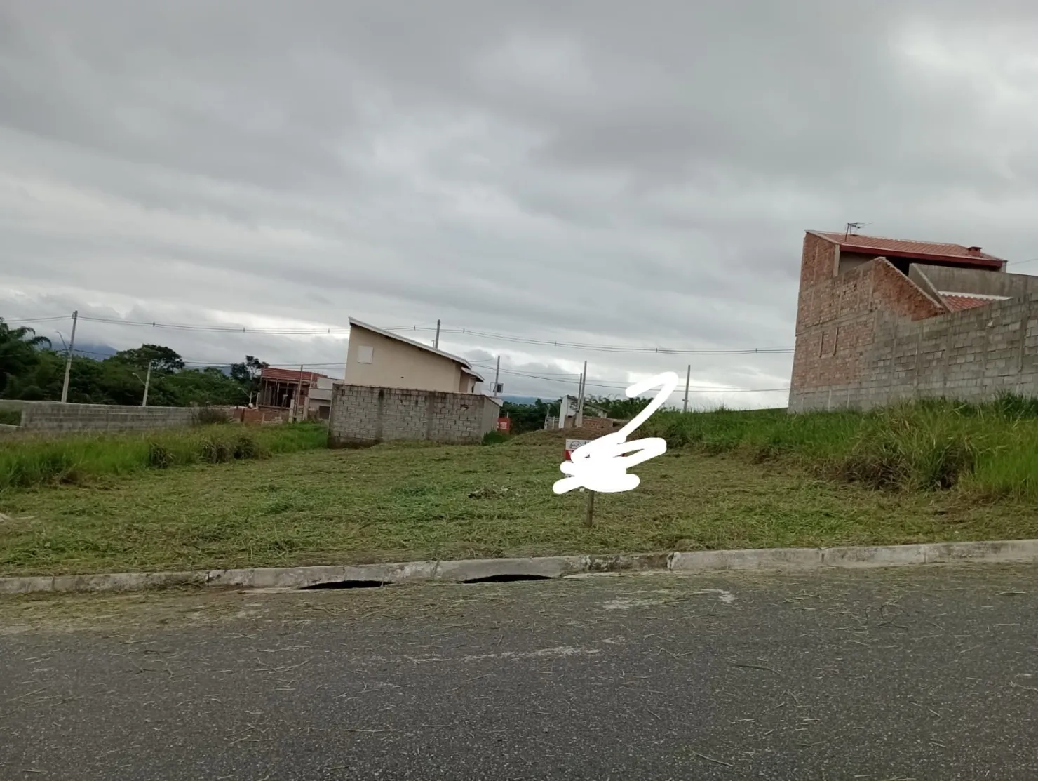 Foto do imóvel Terreno à venda 300M², Quintas de Santa Cruz, Taubaté - SP