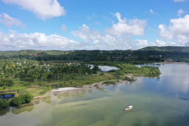 Imagem Terreno em Condomínio, 405m2, à venda em Jaguaripe, Mutá