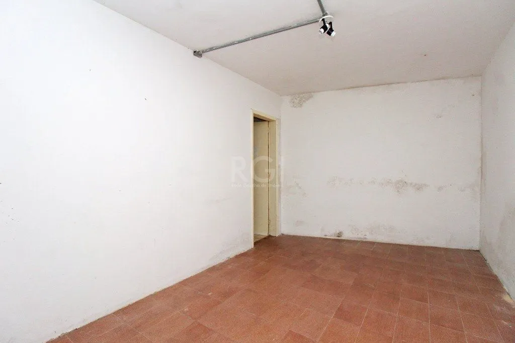 Imagem Casa para Venda - 840m², 7 dormitórios, sendo 3 suites, 8 vagas - Medianeira