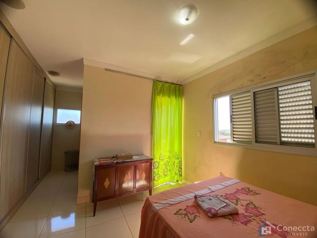 Imagem Apartamento com 3 dormitórios à venda, 68 m² por R$ 350.000,00 - Caiçaras - Patos de Minas/MG