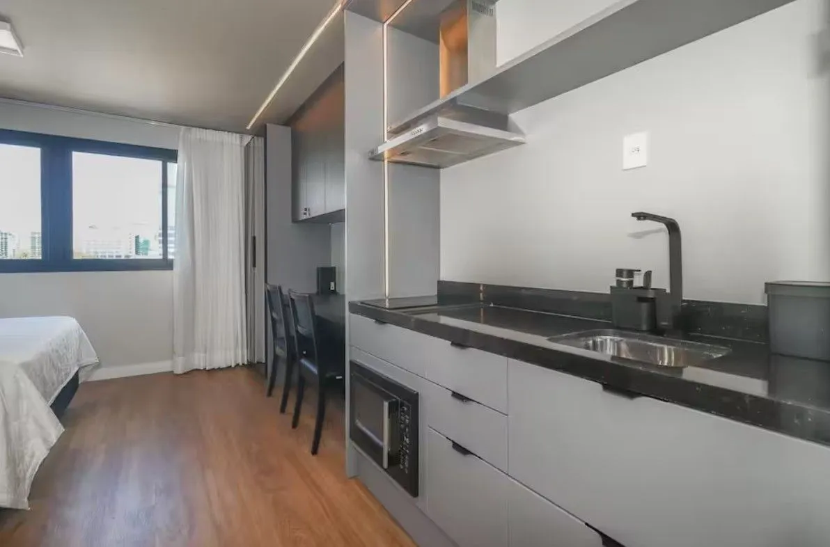 Imagem Studio mobiliado e pronto para Airbnb - GO Carlos Gomes, POA