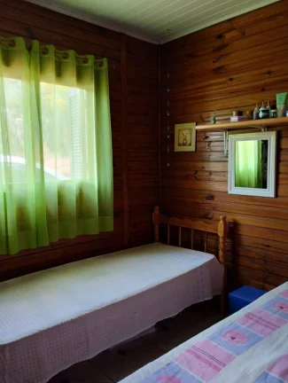 Imagem MINI SÍTIO - Medindo 726m², Chalé com 72m², Galpão 24m², Piscina, Viamão