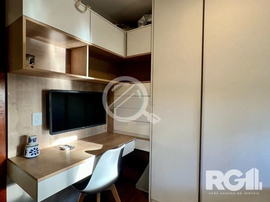 Imagem EXCLUSIVIDADE. Raríssimo apartamento de 3 dormitórios, 104 m² privativos, 2 vagas individuais cob...