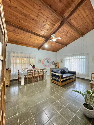 Imagem CASA CHARMOSA ;BOISSUCANGA,2 DORMITÓRIOS,SALA AMPLA,AVARANDADA,EDICULA COM QUARTO AMPLO E BANHEIRO, ARVORES FRUTIFERAS EM 581 MT2