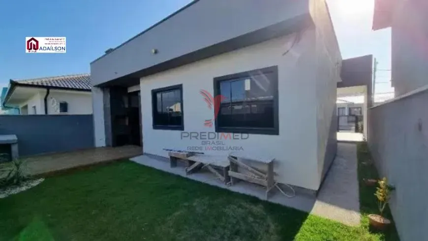Imagem Casa com 3 Quartos e 2 banheiros à Venda, 99 m² por R$ 735.000 Há 5 minutos de centro