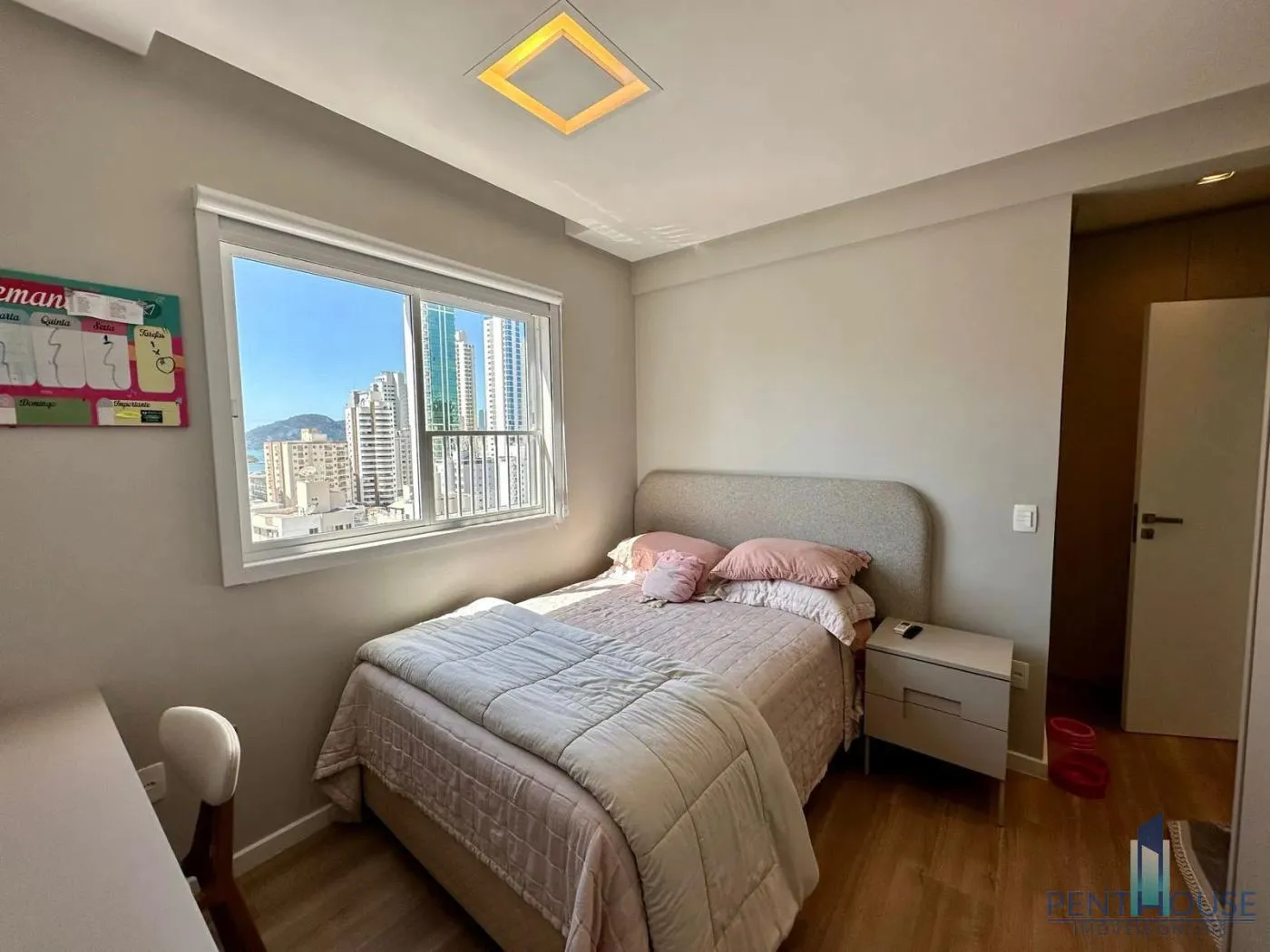 Imagem Cobertura Duplex para Venda em Balneário Camboriú, CENTRO, 4 dormitórios, 4 suítes, 5 banheiros, 3 vagas