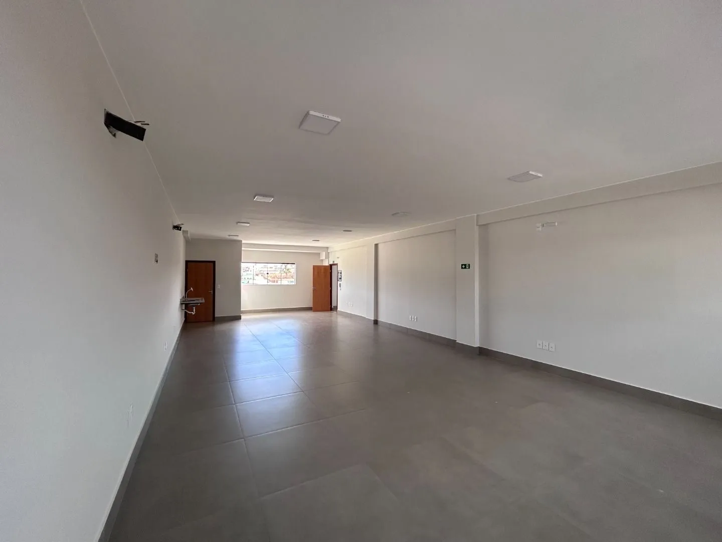 Imagem Sala para alugar, 76 m² por R$ 3.670,00/mês - Centro - Patos de Minas/MG