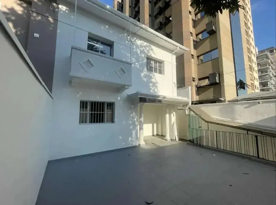 Imagem Casa para Venda em São Paulo, Perdizes, 3 dormitórios, 1 banheiro, 2 vagas