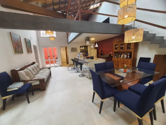 Imagem Ótima casa em localização privilegiada no miolo da Martim de Sá a 100m da praia