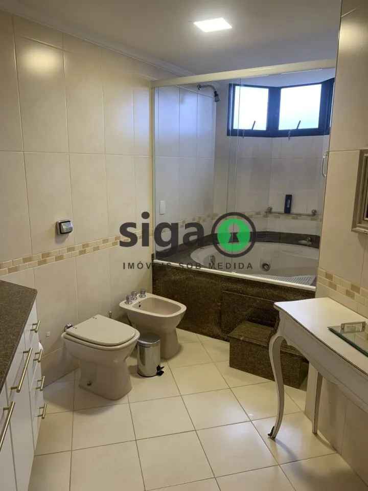 Imagem VENDA na Vila Suzana (Morumbi) Apartamento com 4 Dormitórios , 4 Vagas fixas + Depósito