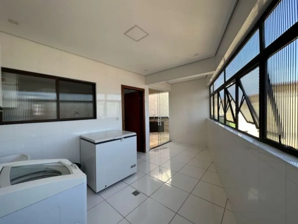 Imagem APARTAMENTO COM 170,00 m² - TUPI - PRAIA GRANDE SP