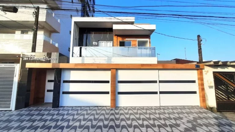 Imagem CASA SOBREPOSTA NA MIRIM 2 DORMITÓRIOS 1 VAGA!!!