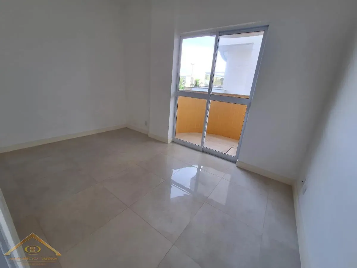 Imagem Apartamento para Venda em Cabo Frio / RJ no bairro Braga