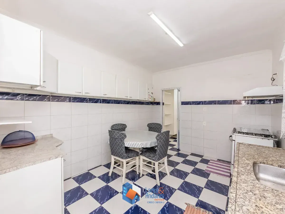 Imagem Sobrado para venda em Lauzane Paulista com 3 quartos, sendo 1 suíte, 220m²