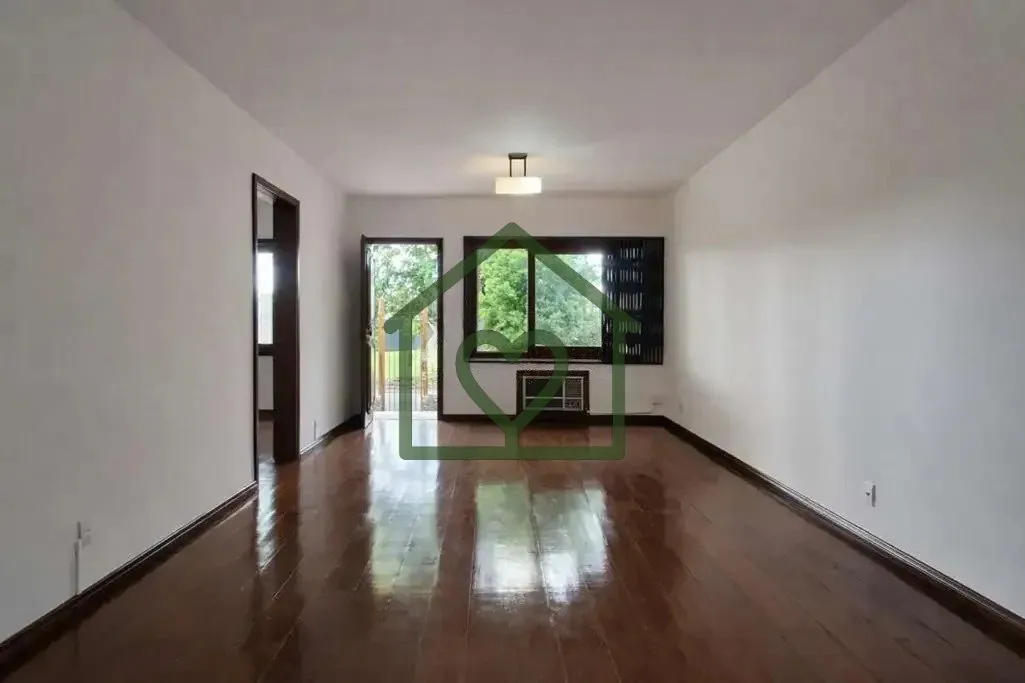 Imagem Casa residencial com 3 dormitórios, sendo 1 suíte. Um dos dormitórios conta com móveis planejado...