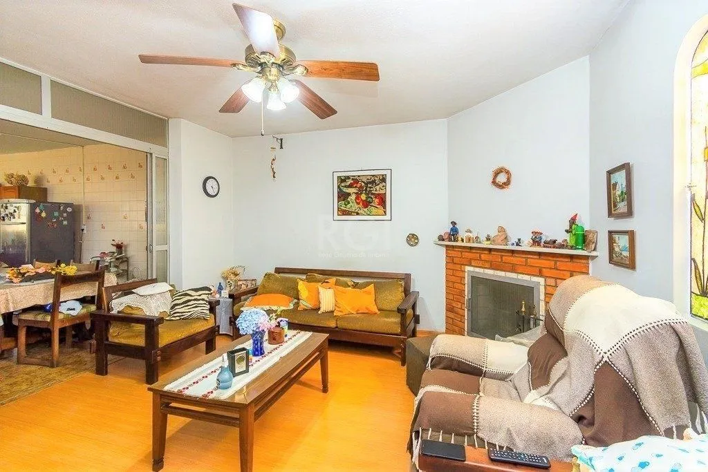 Imagem Casa de 424m² no Bairro Chácara Das Pedras