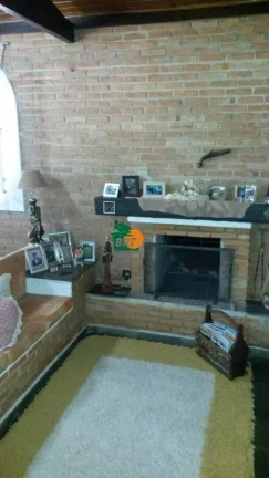 Imagem Chácara para Venda em Alumínio, Zona Rural, 3 dormitórios, 1 suíte, 3 banheiros