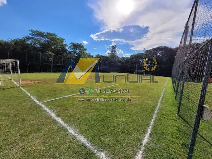 Imagem Casa à Venda com 450m², 3 dormitórios, 3 suítes, 1 sala e 4 vagas!!!