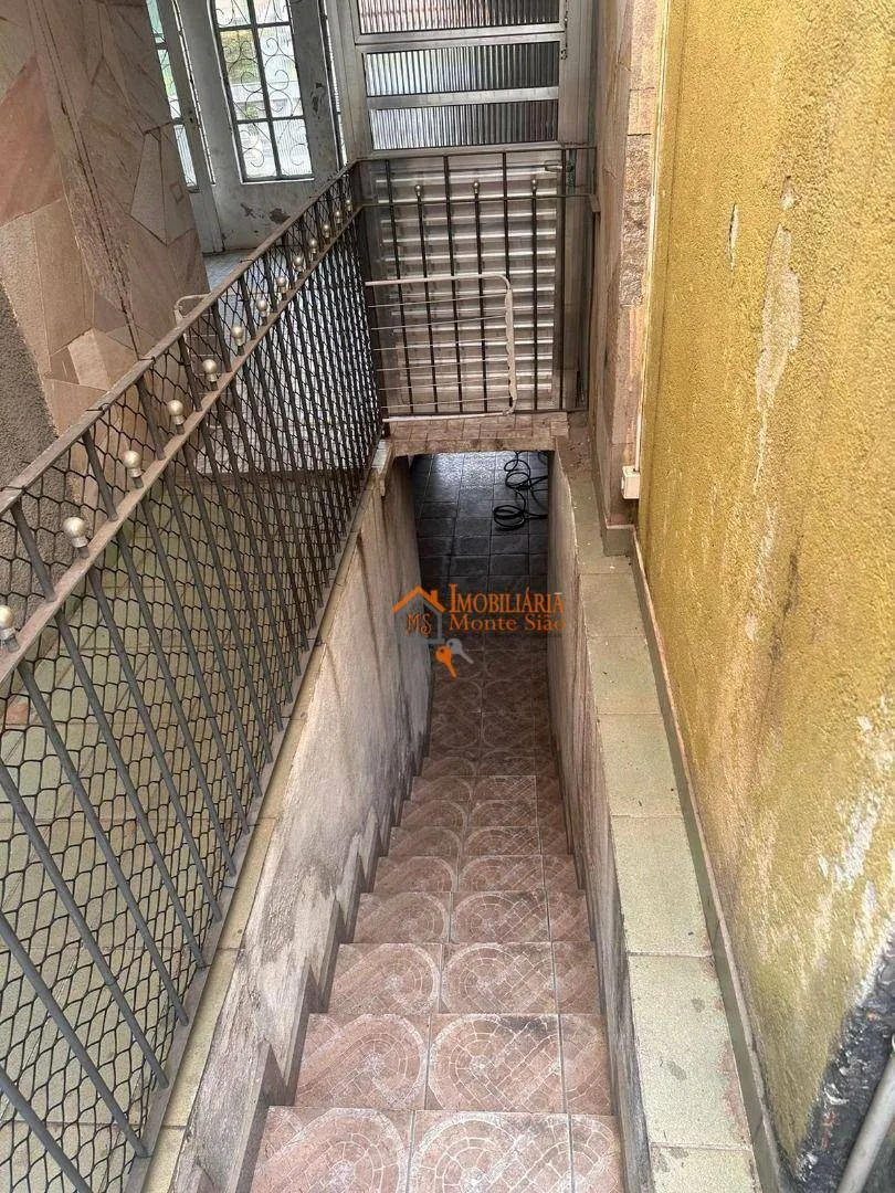 Imagem Sobrado com 6 dormitórios à venda por R$ 1.150.000,00 - Camargos - Guarulhos/SP