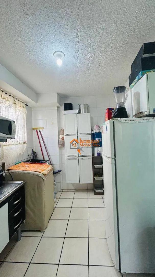 Imagem Apartamento com 2 dormitórios à venda, 46 m² por R$ 200.000,00 - Jardim Nova Cidade - Guarulhos/SP