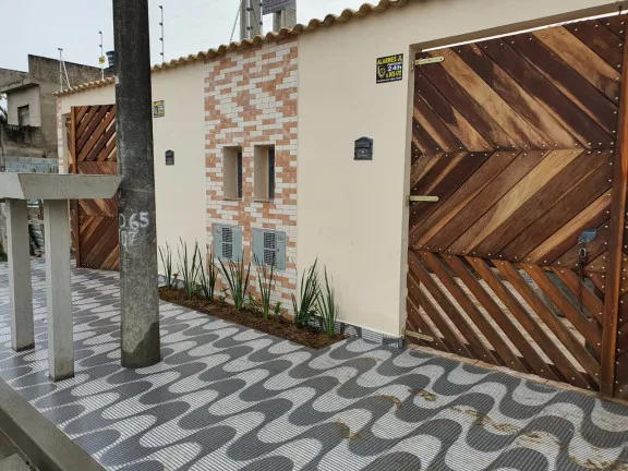 Foto do imóvel Casa com 2 Quartos à Venda, 57 m² em Balneário Tupy - Itanhaém