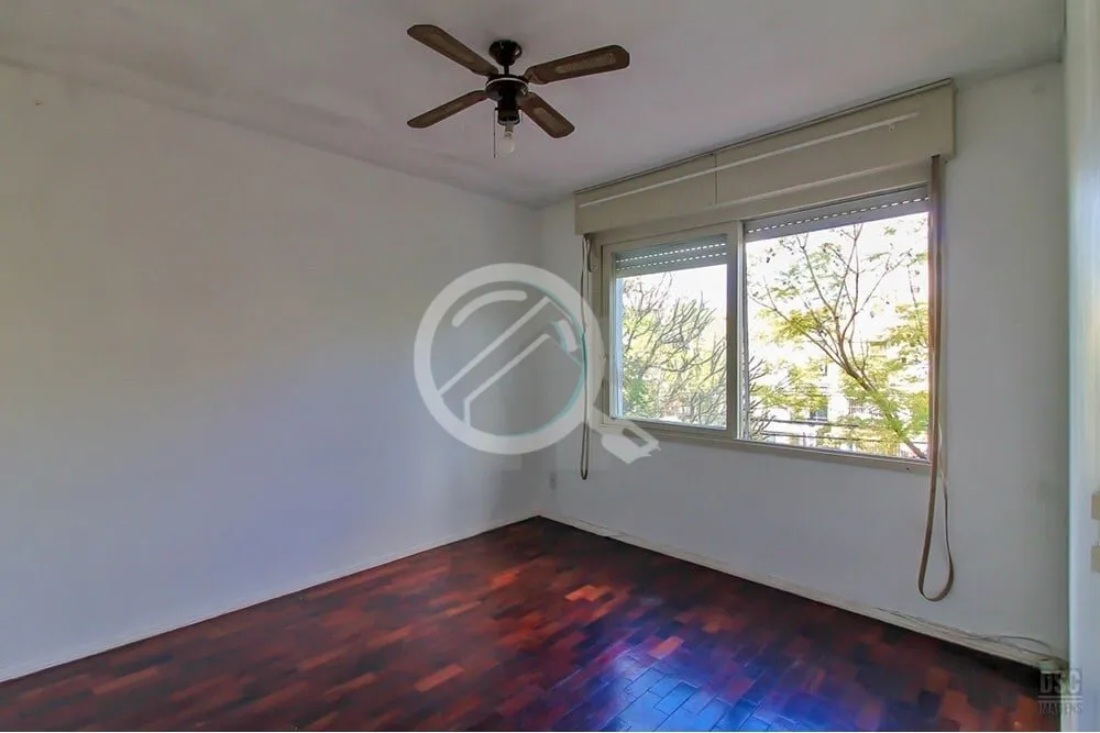Imagem Bem-vindo ao seu novo lar no Petrópolis em Porto Alegre! Este apartamento charmoso e espaçoso, com...