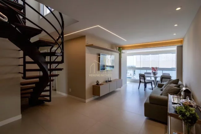 Imagem Excelente cobertura alto padrão vista mar com três quartos home theater a venda em Alphaville l