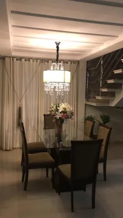 Imagem Casa para Venda em Chapecó, Centro, 3 dormitórios, 1 suíte, 1 banheiro, 2 vagas