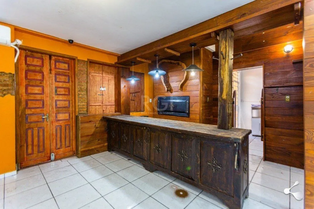 Imagem Casa para Venda - 500m², 3 dormitórios, sendo 3 suites, 4 vagas - Vila Ipiranga