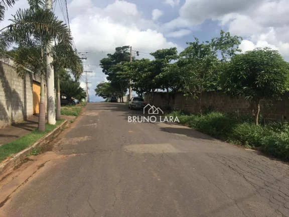 Imagem Terreno para alugar, 1080 m² por R$ 2.025,00/mês - Madre Liliane - Igarapé/MG