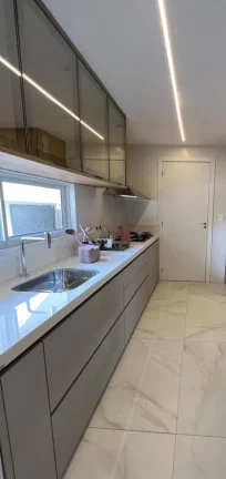 Imagem Apartamento 3 dormitórios para Venda em Teresina, Jóquei, 4 dormitórios, 3 suítes, 4 banheiros, 2 vagas
