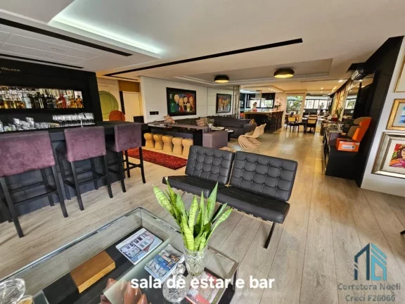 Foto do imóvel Apartamento mobiliado e decorado, com 325 m2 de área privativa, 4 quartos (2 suítes), 3 vagas Florianópolis SC