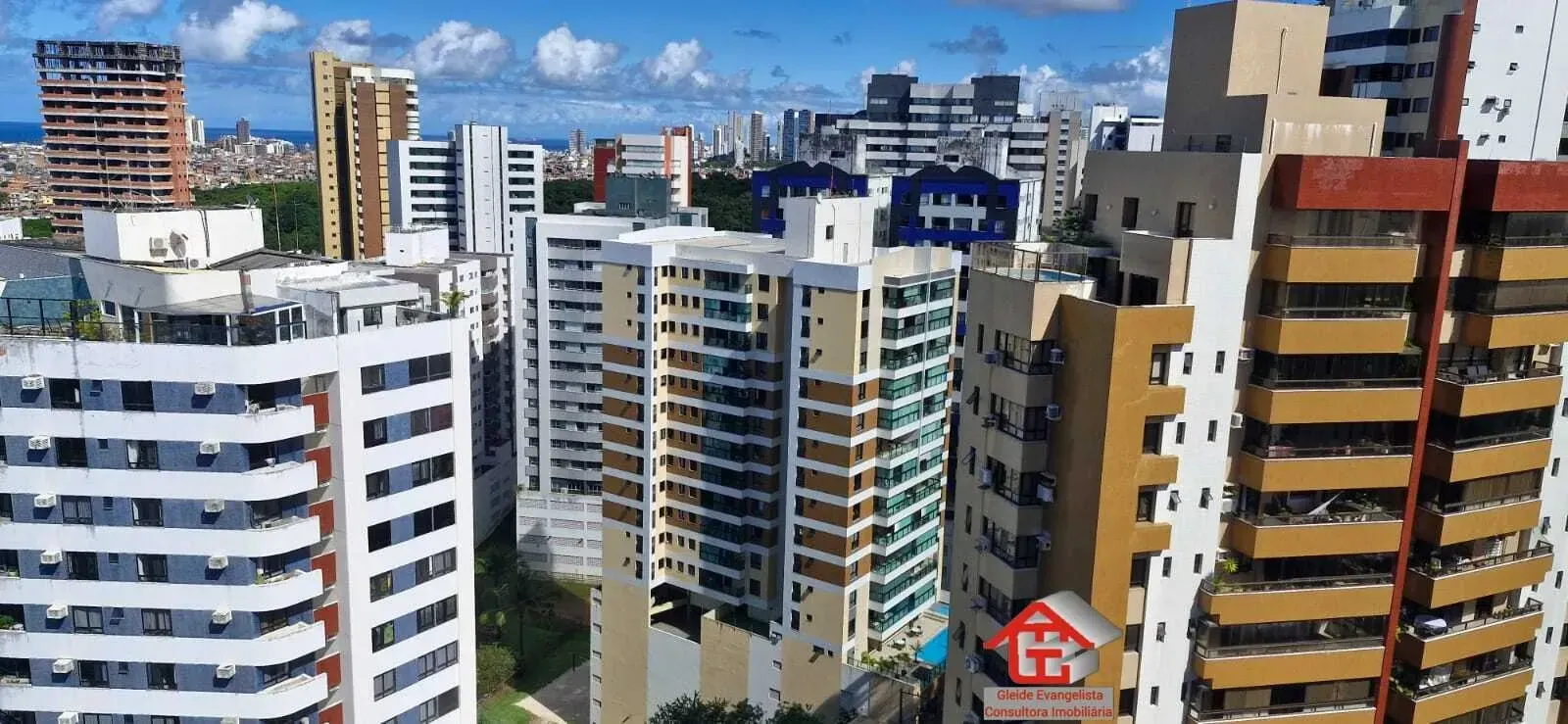 Foto do imóvel: Apartamento com 3 Quartos à Venda, 133, 9 m² em Alameda Catânia, nº 1. Pituba, Salvador - BA