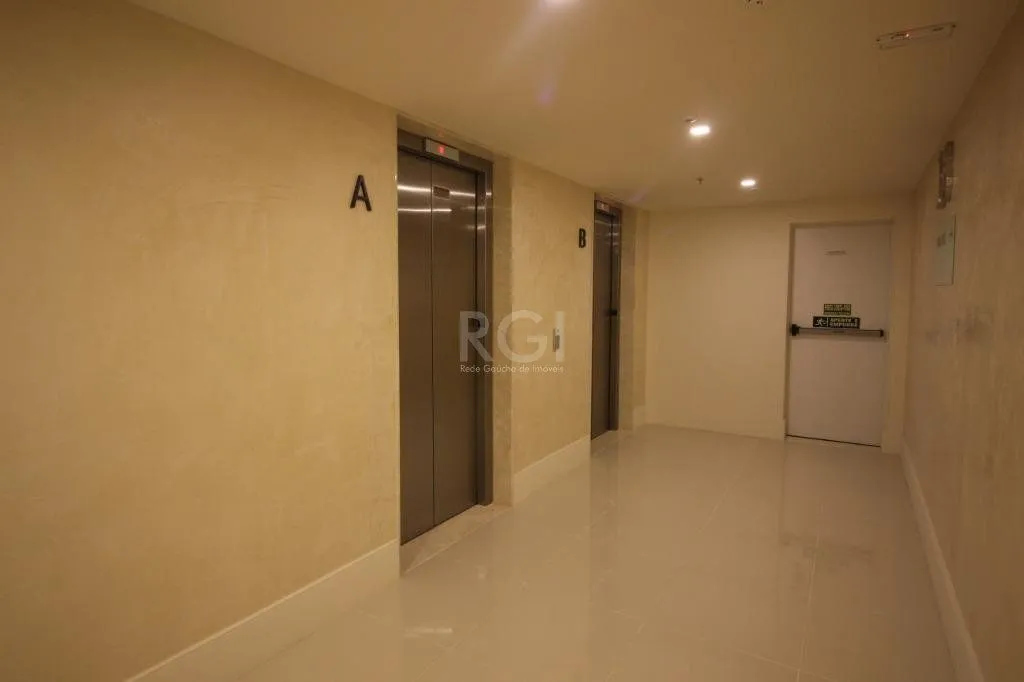 Imagem Sala Para Comprar , 32 m² por R$ 420.000,00- Passo d'Areia - Porto Alegre/RS