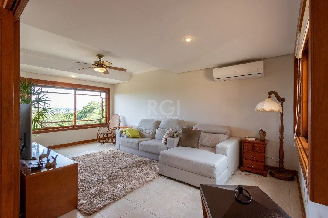 Imagem Casa para Venda - 358.78m², 3 dormitórios, sendo 1 suites, 3 vagas - Jardim Isabel