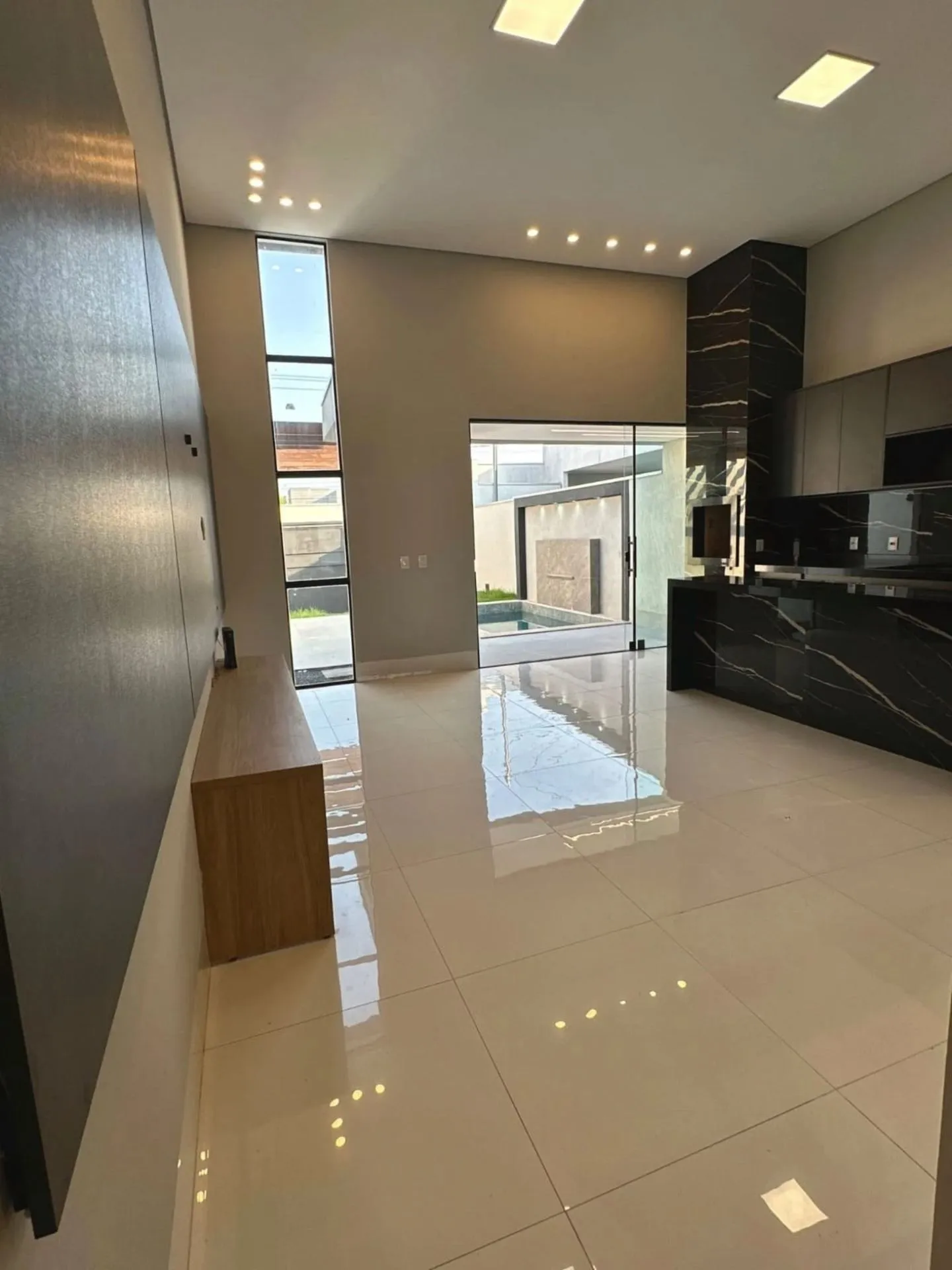 Imagem Casa com 3 quartos e 1 suíte em Jardim Universitário - Cuiabá
