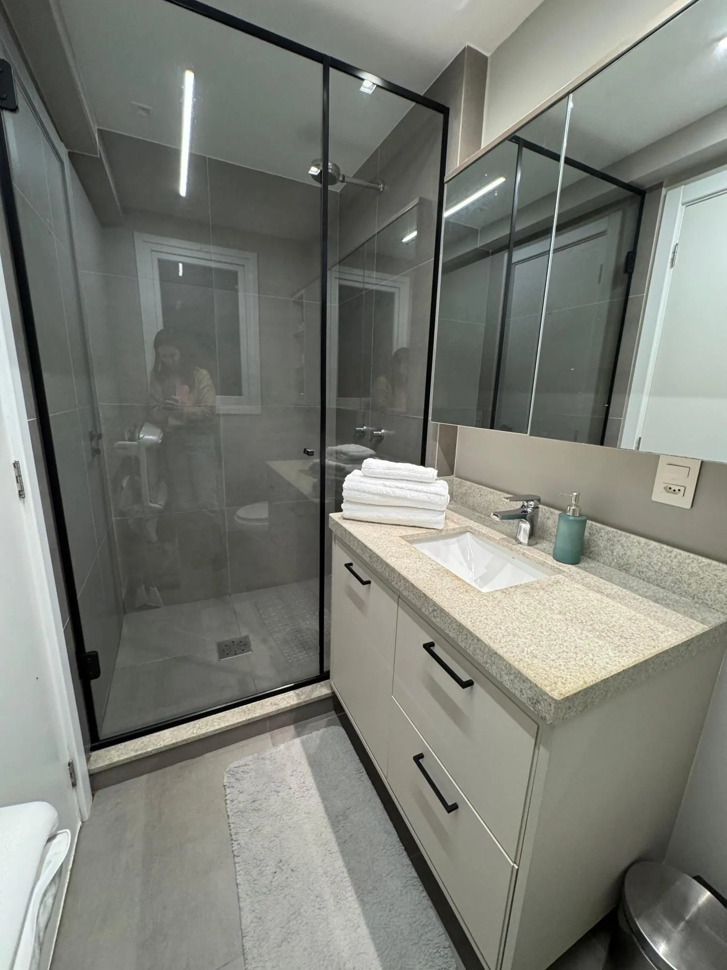 Imagem Apartamento com 02 quartos (01 suíte) e 01 vaga escriturada