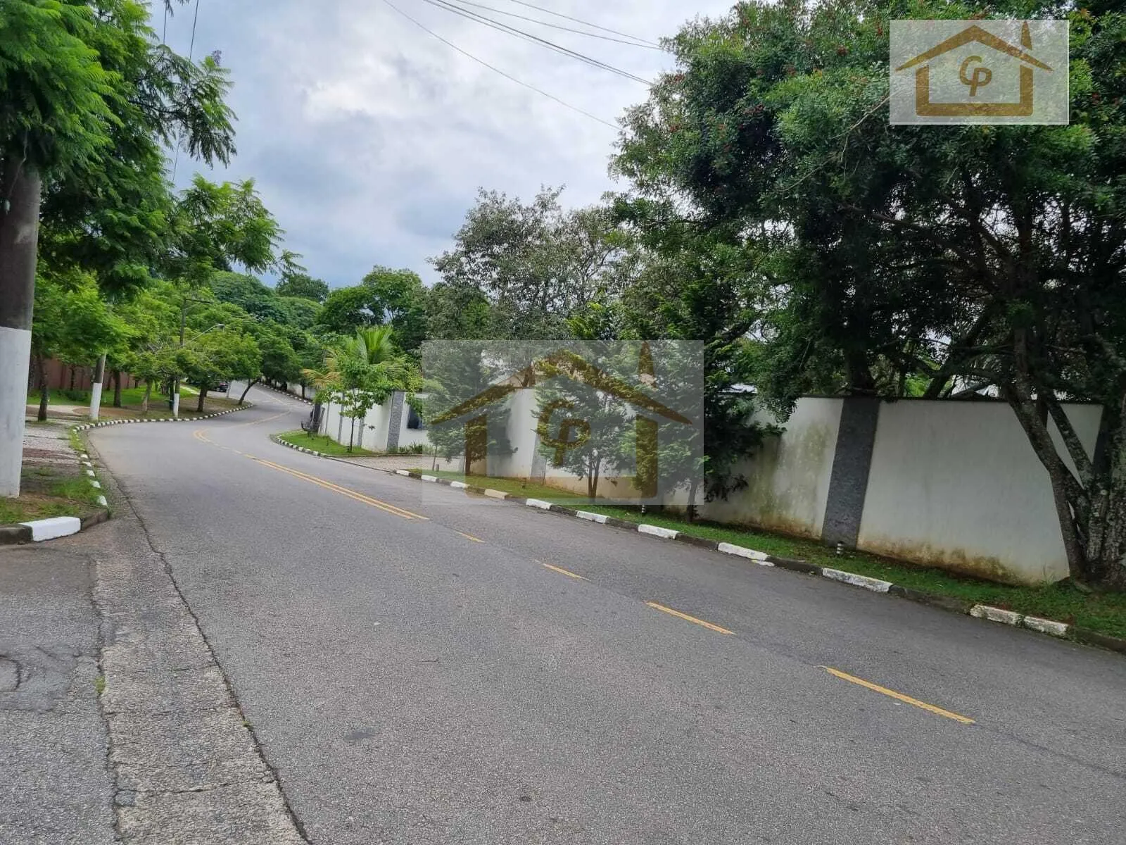 Imagem Alto Padrão, Residencial Golf Village, 534 metros