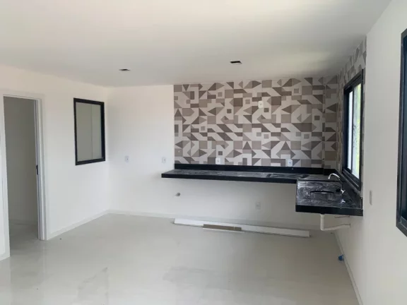 Imagem Casa Triplex com 3 quartos sendo uma suíte duas vagas de garagem área gourmet na Enseada Azul