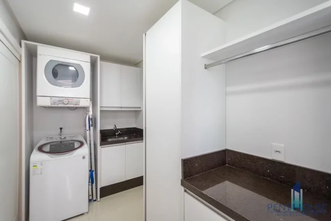 Imagem Apartamento Zona Central para Venda em Balneário Camboriú, CENTRO, 4 dormitórios, 4 suítes, 5 banheiros, 3 vagas