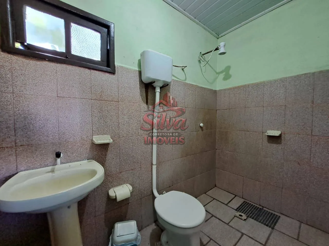 Imagem Casa 2 dormitórios com anexos em Mariluz B