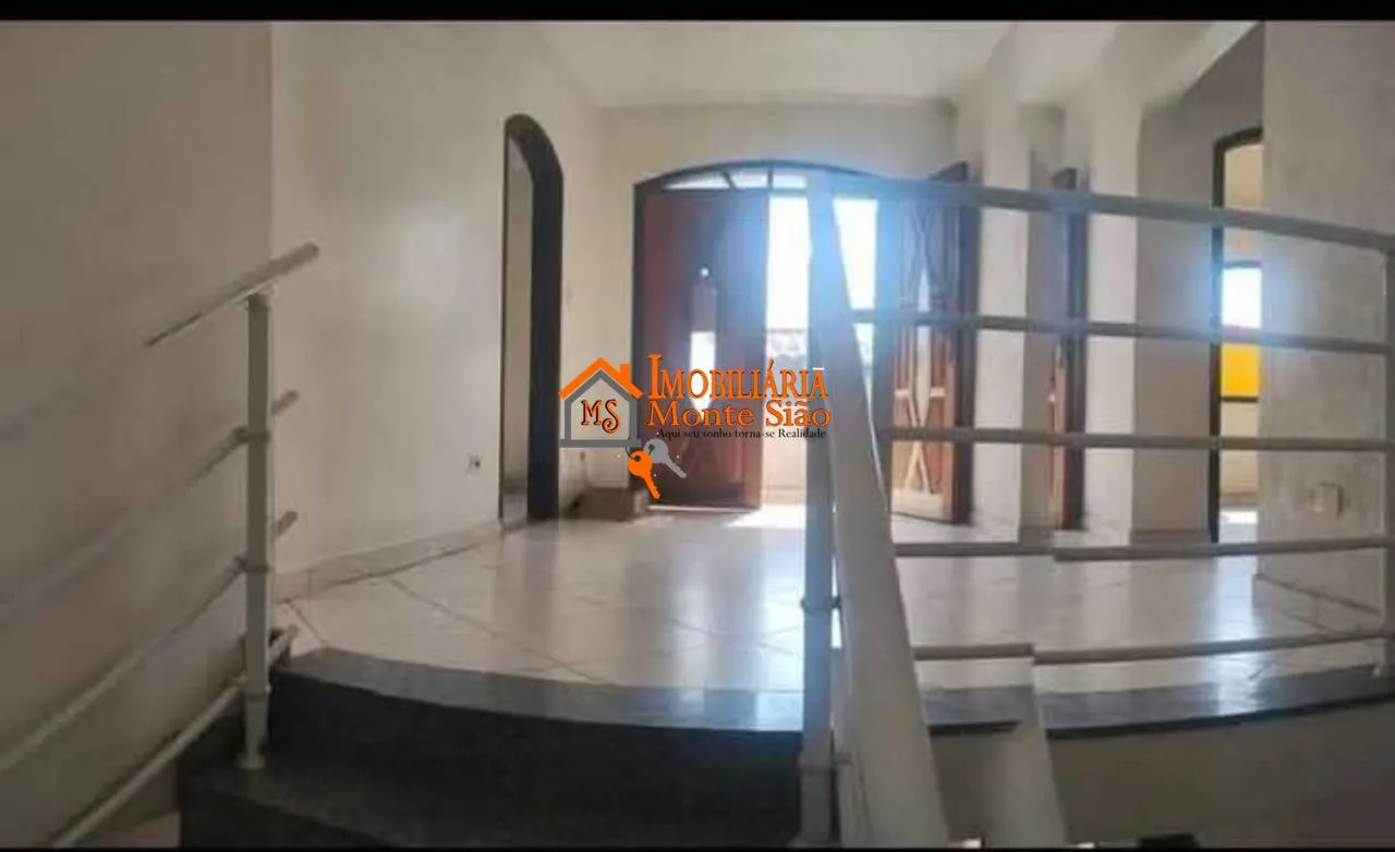 Imagem Sobrado com 3 dormitórios à venda, 130 m² por R$ 419.000,00 - Jardim Bom Clima - Guarulhos/SP
