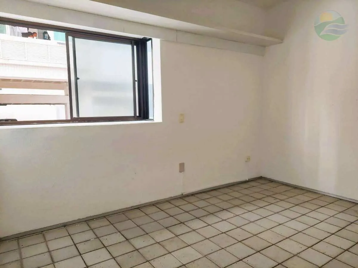 Imagem Apartamento com 4 suites, frente mar, calçadão de Piedade, em Piedade, Jaboatão dos Guararapes.