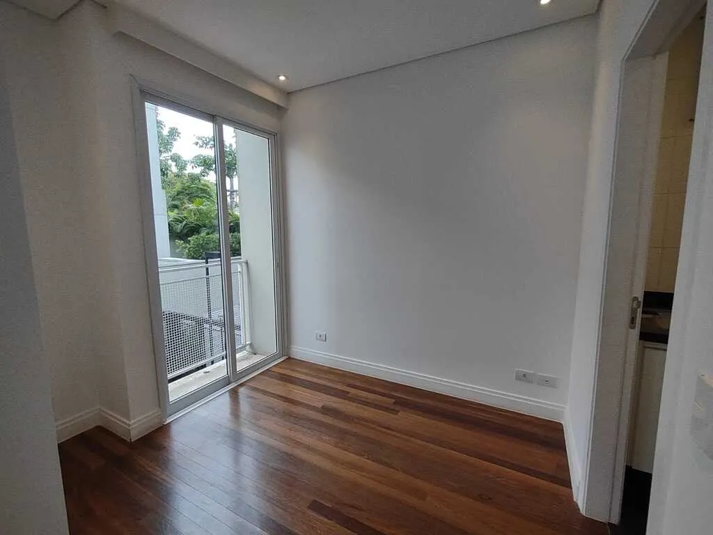Imagem Casa Duplex 324,87M², 4Q, 4 Suítes, 7 Banheiros, 3 Vagas, Academia, Segurança 24h, Jardim, Portaria, Praça.