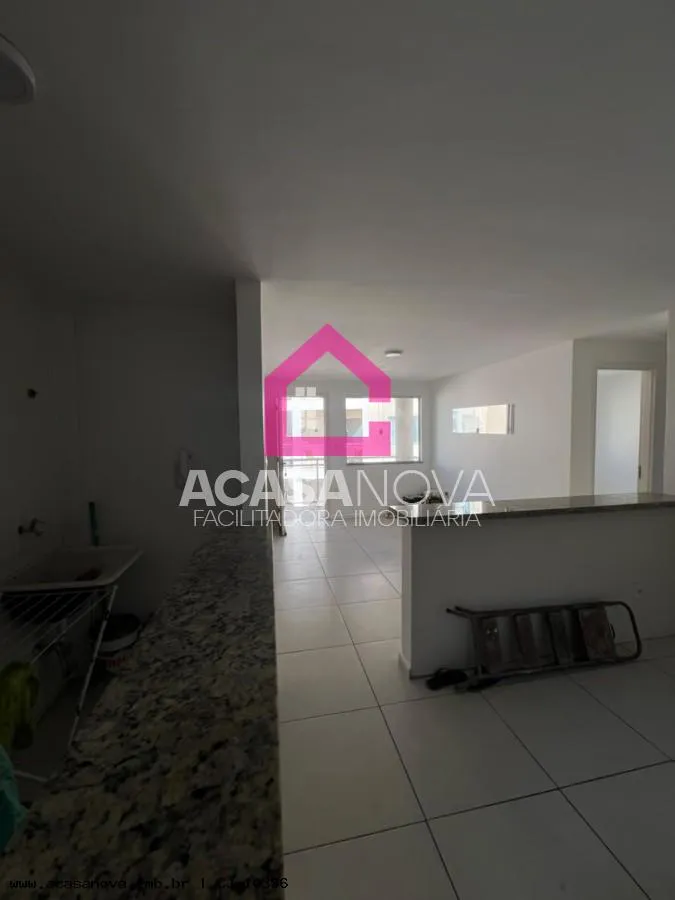 Imagem Apartamento para Venda em Maricá, Jardim Atlântico Central (Itaipuacu), 2 dormitórios, 1 suíte, 1 banheiro, 1 vaga